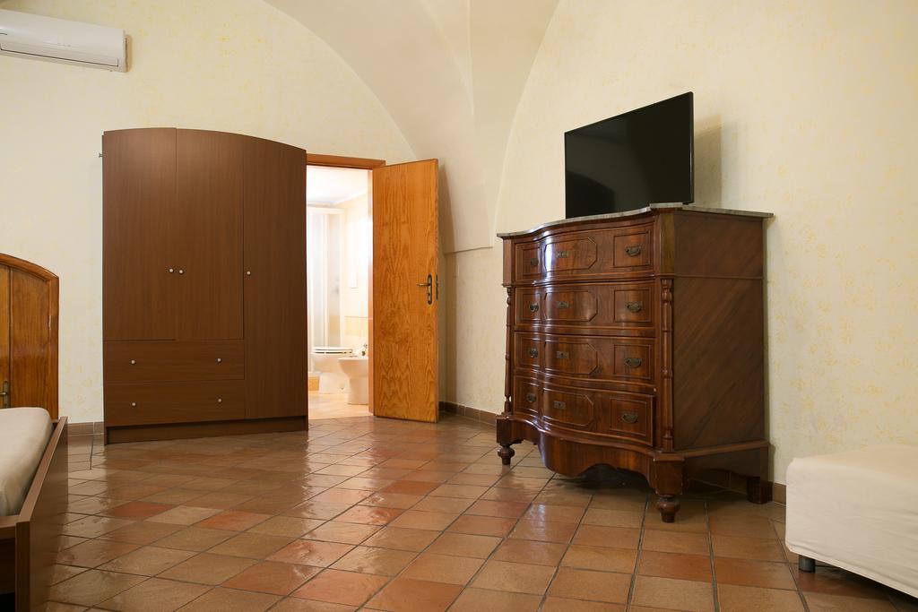 Vittoria 3*